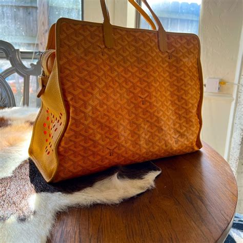 goyard cat carrier